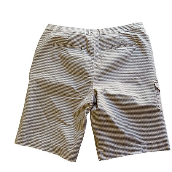 Women's Izod Stretch Tan Striped Cargo Golf Shorts Size 8 - Picture 4 of 11